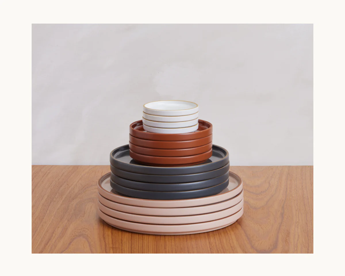 Dinner Plates - Image 12